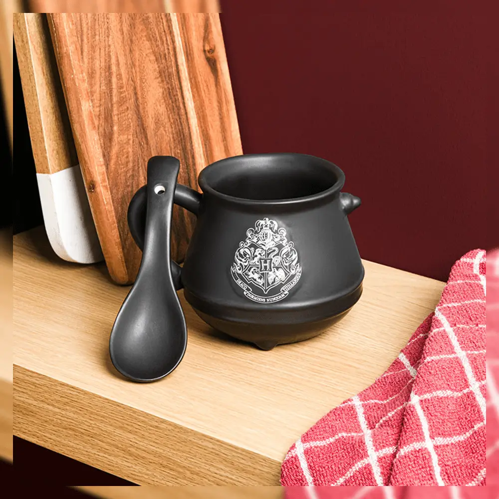 Harry Potter Cauldron Soup Mug And Spoon - Image 3