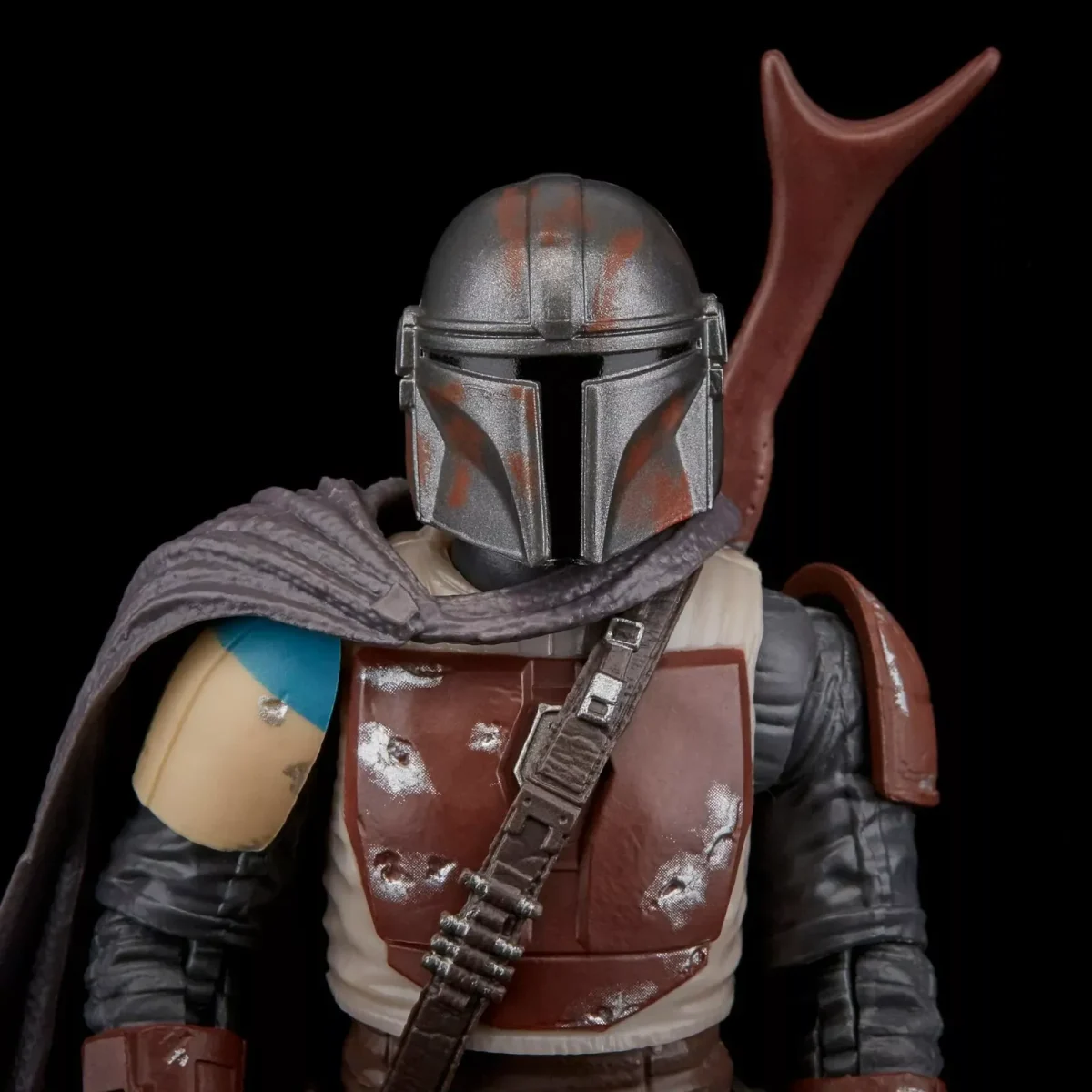 Star Wars The Black Series The Mandalorian Toy 6" - Image 3