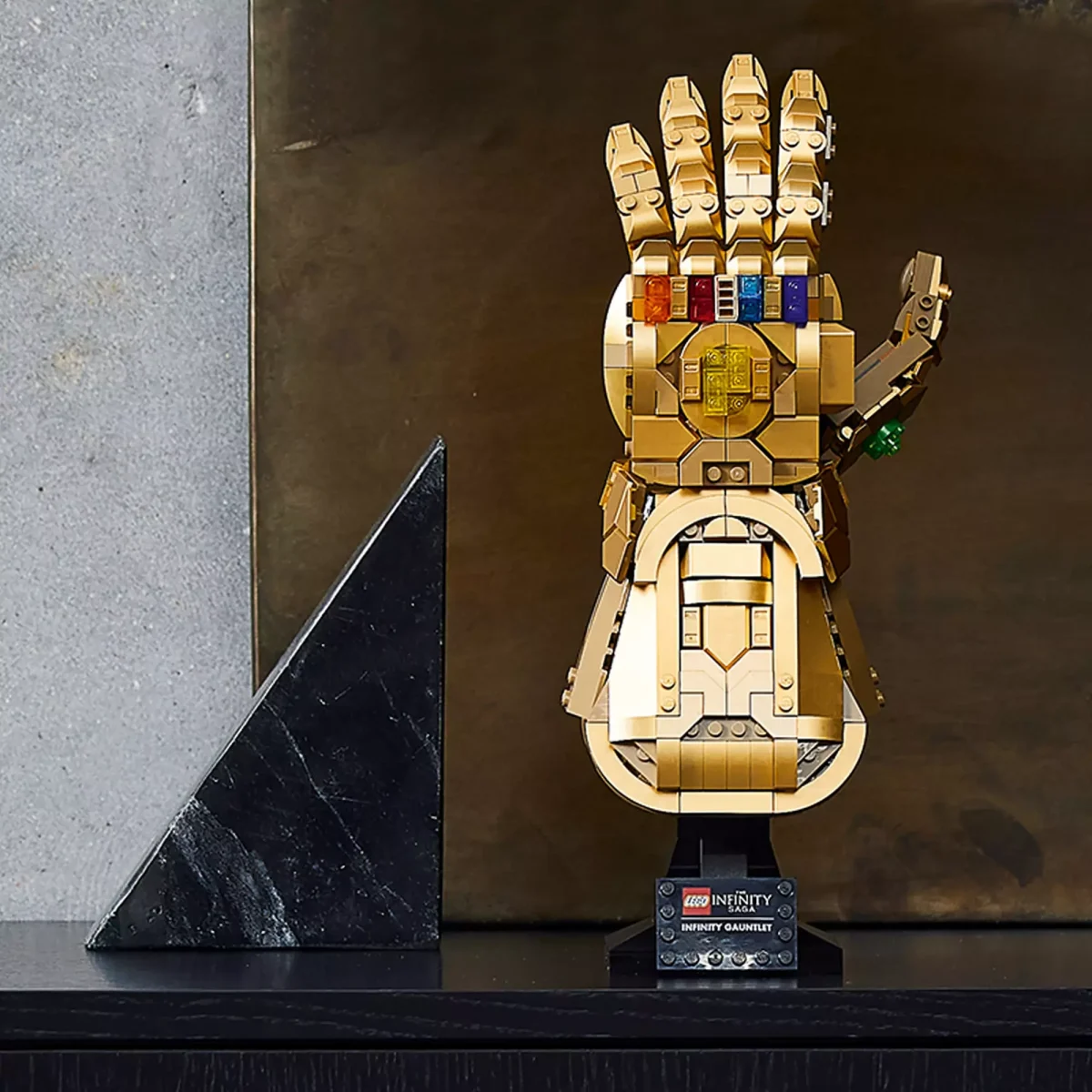 Lego Marvel Infinity Saga - Thanos Glove with infinity Stones 590pcs - Imagen 7