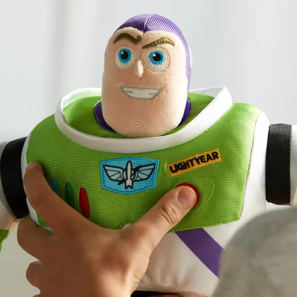 Peluche Buzz Lightyear  Toy Story 4 - Disney Store - Imagen 3