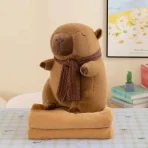 Peluche Capibara con Manta – 43 cm