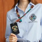 Lanyard Hogwarts con Porta Tarjeta - Image 2