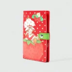 Porta Pasaporte Lic. Strawberry Shortcake - Image 5